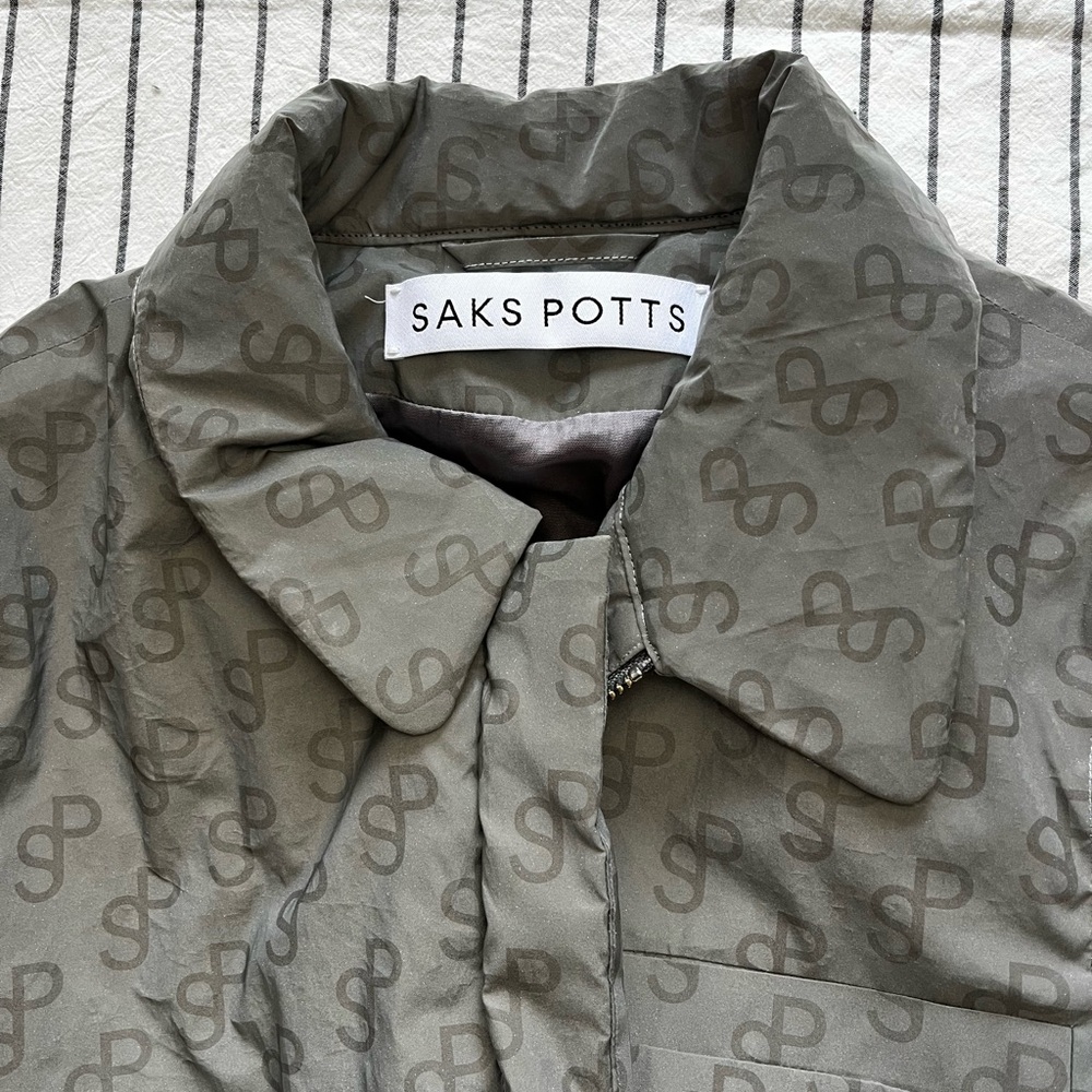 Saks Potts Reflective Jacket - Picture 9 of 9